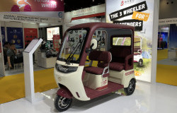 >Lvjia Tampil di PEVS 2025, Siap Ramaikan Pasar Skuter Listrik di Indonesia