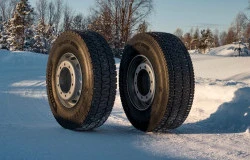 >Hankook Smart Control AW53 dan DW53 Meluncur, Ban Truk yang Bisa 'Pulih Mandiri'