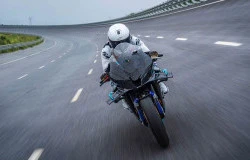 >CFMoto V4 SR-RR Pecahkan Rekor, Tembus Kecepatan 315,82 Kpj