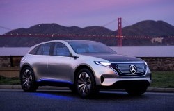 >Tekad Membara Daimler untuk Produksi Mobil Listrik di Tahun 2022