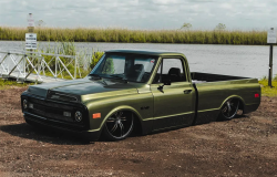 >Chevrolet C10 1970 Kustom dari Rongsokan, Kini Bermesin 6.200 cc