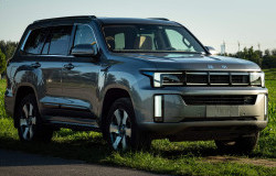 >BAIC BJ60e Meluncur, Off-road Listrik Bergaya Modern dan Mewah