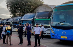 >Buka Pemesanan Tiket Mudik Lebaran 2024, Damri Sebut Siap Hadapi Lonjakan Penumpang