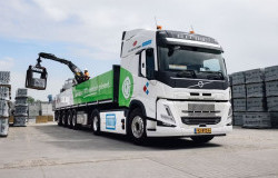 >Truk Listrik Volvo Tempuh Jarak Lebih dari 80 Juta Km dalam 5 Tahun