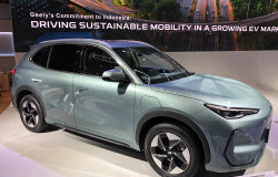 >Harga Resmi Geely EX5 Dibanderol Mulai dari Rp475 Juta, Bisa Test Drive di IIMS 2025 