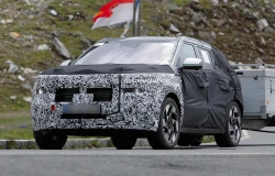 >Hyundai Kona Terbaru Banyak Berubah, Gak Pakai Desain Lama