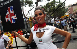 >Tak Akan Ada Lagi 'Umbrella Girl' Dalam Musim 2018 Formula 1