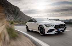 >Mercedes-AMG GT 4 Door Coupe Hybrid Hadir Tahun 2020 