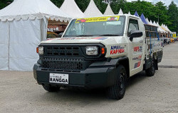 >Menghitung Konsumsi BBM Pikap Toyota Hilux Rangga Bermesin Diesel dan Bensin