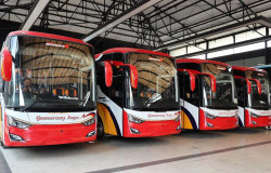 >4 Unit Bus Baru PO Gumarang Jaya Tampil dengan Bodi Legacy SR3 HD Panorama Ultimate-R