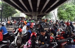 >Berteduh di Bawah Flyover Ternyata Bisa Dihukum Penjara