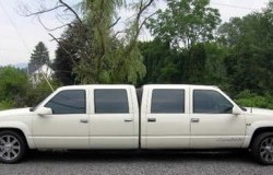 >Mobil Aneh bin Ajaib, Yuk Datangi Tempatnya