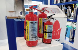 >Urgensi Memiliki APAR di Mobil Demi Keamanan Berkendara, Begini Cara Menggunakannya