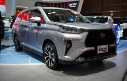 >Beda Veloz Hybrid V dan Q, Ternyata Ini yang Lebih Worth It