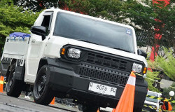 >Dijamin Aman, Pengguna Toyota Hilux Rangga MT Bisa Pakai Teknik Ini Di Jalan Menurun