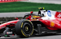 >Lewis Hamilton Blak-blakan, Ferrari Kalah Tenaga untuk Kejar Mercedes di F1 2026