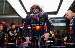 >Mercedes Siap Tebus Max Verstappen Senilai 120 Juta Euro, Sudah Adakan Pertemuan Diam-diam