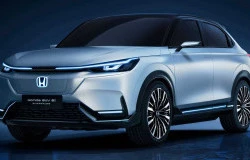 >Honda Bikin Jalan Raya yang Bisa Cas Mobil Listrik, Nggak Perlu Berhenti di SPKLU?