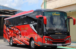 >PO Sinar Dempo Tambah Dua Bus Baru Pakai Sasis Mesin Depan