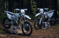>Husqvarna TE 300 Pro dan FE 350 Pro 2027 Siap Digeber di Kompetisi Ekstrem