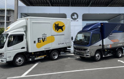 >Mitsubishi Fuso Masuki Tahap Uji Coba Sistem Tukar Baterai untuk eCanter