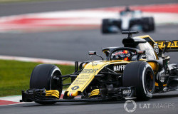 >Pembalap F1 Kesulitan Mendeteksi Hujan Akibat Halo