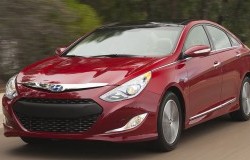 >Sabuk Tak Berfungsi Baik, 443 Ribu Hyundai Sonatas Kembali Direcall