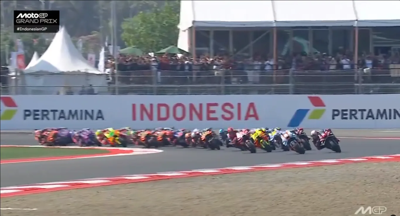 Hasil MotoGP Mandalika 2026: Bezzecchi Menang, Marc Marquez Gagal Lima Besar