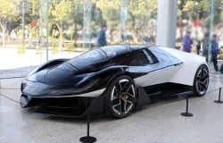 >Lotus Meracik Supercar Hybrid V8 Bermesin Tengah, Meluncur 2028