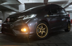 >Fog Lamp Mobil Idealnya Berwarna Kuning, Ini Keunggulan yang Perlu Diketahui