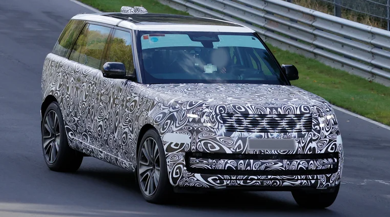Range Rover Terbaru Tertangkap Kamera Sedang Uji Coba