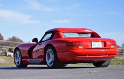 >Dodge Viper RT/10, Menakutkan Sekaligus Diidamkan