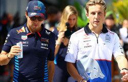 >Liam Lawson akan Gantikan Posisi Sergio Perez di Red Bull Racing
