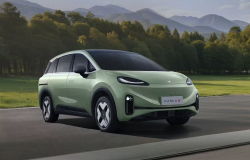 >BAIC Arcfox Kaola S 2026 Resmi Meluncur, Jangkau 520 Km Harganya Cuma Rp200 Jutaan