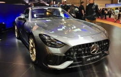>KabarOto Update: Mobil Termahal di GIIAS 2026, Mercedes-AMG GT 63 PRO Hampir Rp10 Miliar