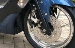 >Jangan Asal Modif Kaliper Rem, Pahami Dulu Sampai Tuntas Jenis Kaliper Rem Axial dan Radial