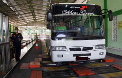 >Bus AKAP dan Pariwisata yang Gunakan Klakson Basuri Tak akan Lolos Uji KIR
