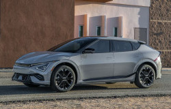 >Kia EV6 2025 Terbaru Dibekali Tenaga Lebih Besar dan Jarak Tempuh Lebih Jauh