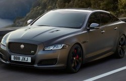 >Sedan XJ Tetap Jadi Ikon Jaguar