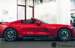 >Begini Tampang Mobil TVR Griffith Spyder