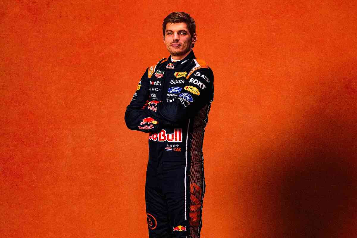 Baju Balap Spesial Max Verstappen Dilelang Tembus Rp540 Jutaan