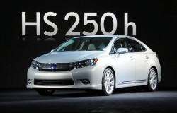 > Toyota Tarik 18 Ribu Mobil Lexus HS 250 Hibrida