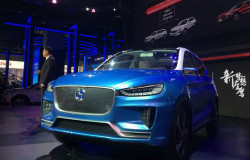 >Wow... Jaguar F-Pace Sudah Dibuat Tiruannya