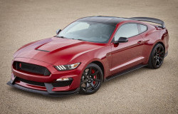 >Ford Mustang Shelby GT500 akan Muncul di Chicago
