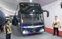 >Bodi Baru Skylander R25 Buatan Karoseri New Armada Suguhkan Desain Futuristik dan Dinamis