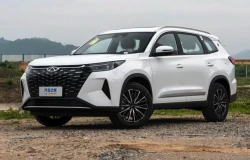 >Chery Tiggo 8 Terbaru Meluncur, Fitur Makin Canggih Harga Mulai Rp247 Jutaan