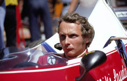 >Legenda Formula 1 Niki Lauda, Sosok Tanpa Rasa Takut yang Raih Juara Dunia
