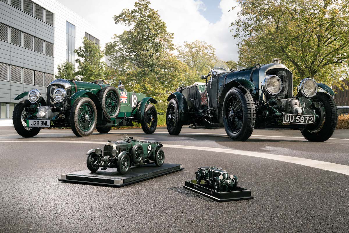 Empat Skala Unik Bentley Blower Berkumpul di Crewe
