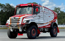 >Intip Spesifikasi Truk Hino 600 Series di Reli Dakar 2024