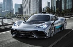 >Mercedes AMG Project One, Mobil F1 Rasa Jalanan